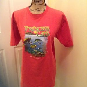 🧡 Women’s Destination tee shirt